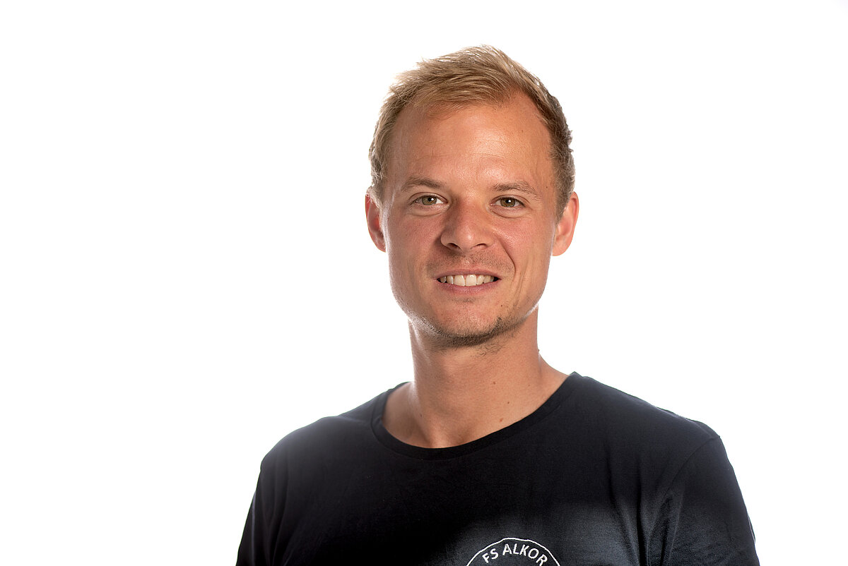 Dr. Timo Spiegel
